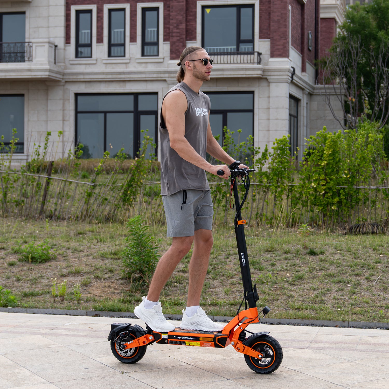 Scooter ultra électrique RCB D7 EU (vitesse de sortie 45KMH + crête 1600W + NFC + clignotant)