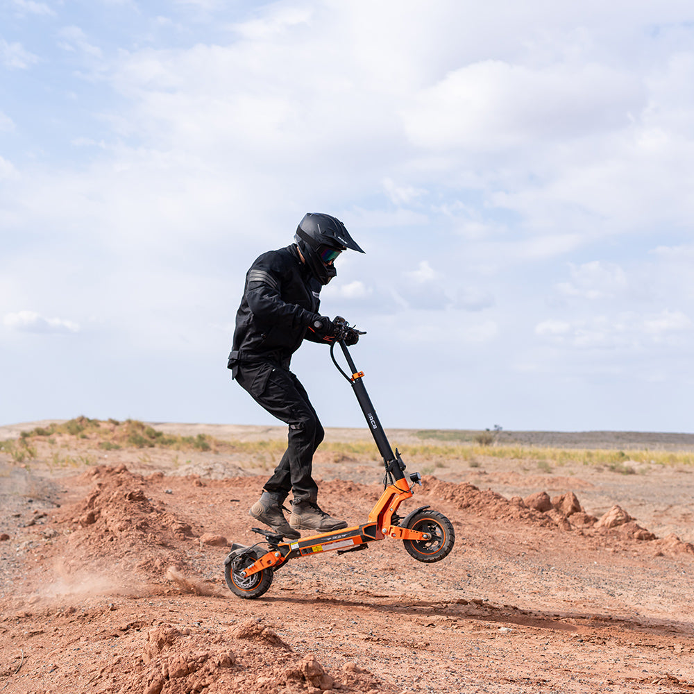 Scooter ultra électrique RCB D7 EU (vitesse de sortie 45KMH + crête 1600W + NFC + clignotant)