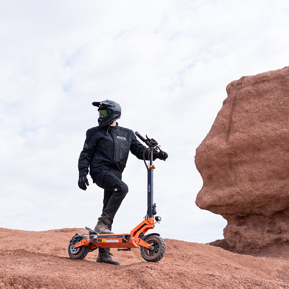 Scooter ultra électrique RCB D7 EU (vitesse de sortie 45KMH + crête 1600W + NFC + clignotant)