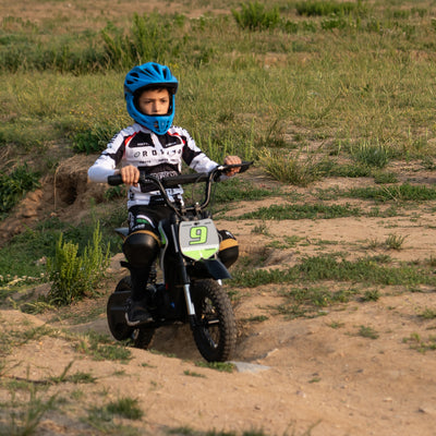 Moto de motocross eléctrica infantil RCB R9X PRO (6-12 años)